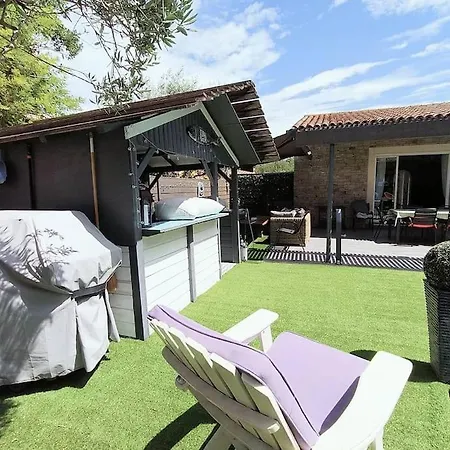 Frejus-villa Independante Piscine Et Jaccuzzi ヴィラ